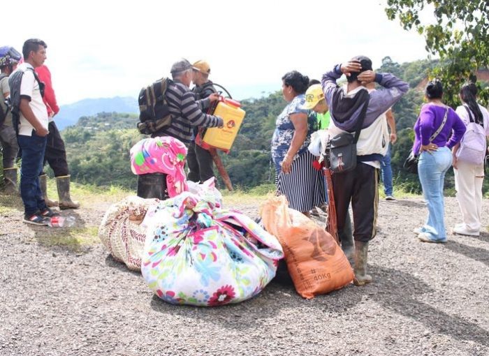 Tomada de: https://www.semana.com/nacion/cali/articulo/cierre-total-en-la-via-panamericana-por-derrumbe-en-rosas-cauca-estas-son-las-rutas-alternas/202315/